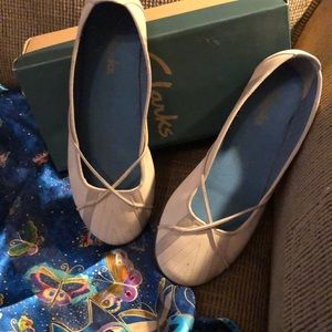 Beautiful beige Clark’s flats, worn several times